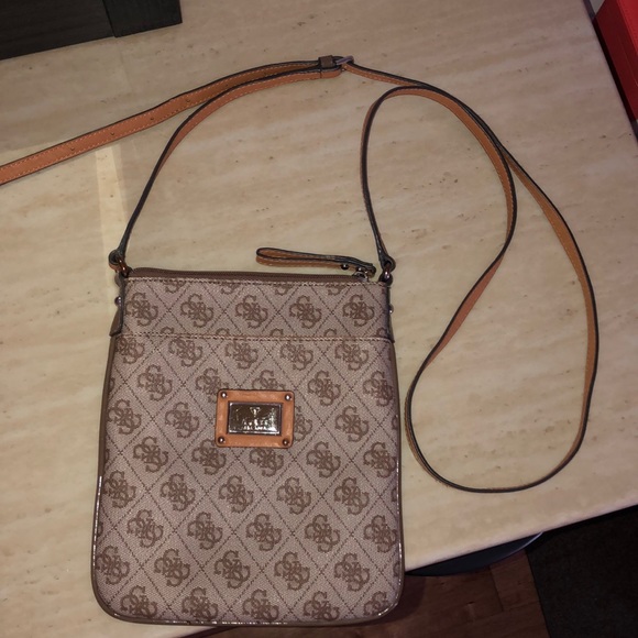 COPY - Guess side bag - Picture 1 of 4